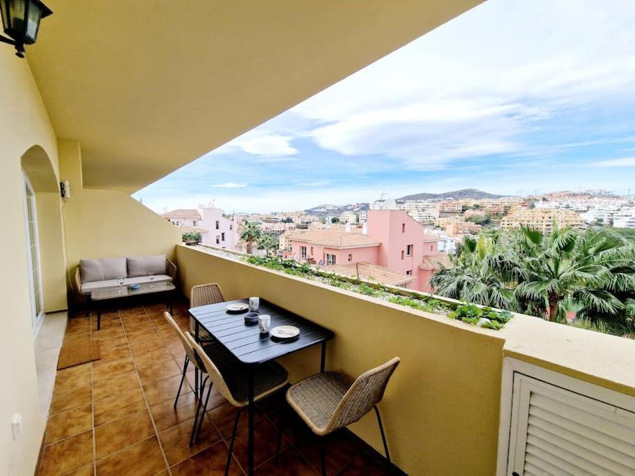 Royal Golf View: 2Br, Pools & Ac Apartment Sitio de Calahonda Bagian luar foto
