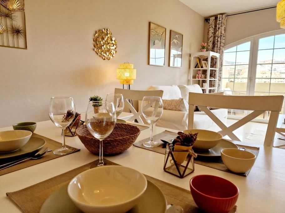 Royal Golf View: 2Br, Pools & Ac Apartment Sitio de Calahonda Bagian luar foto