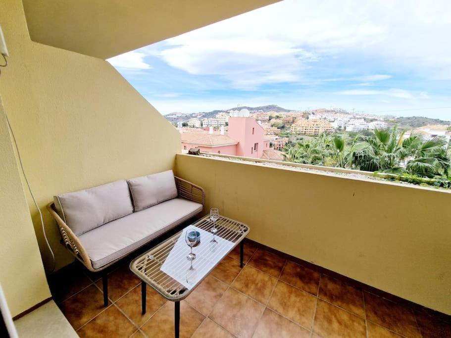 Royal Golf View: 2Br, Pools & Ac Apartment Sitio de Calahonda Bagian luar foto
