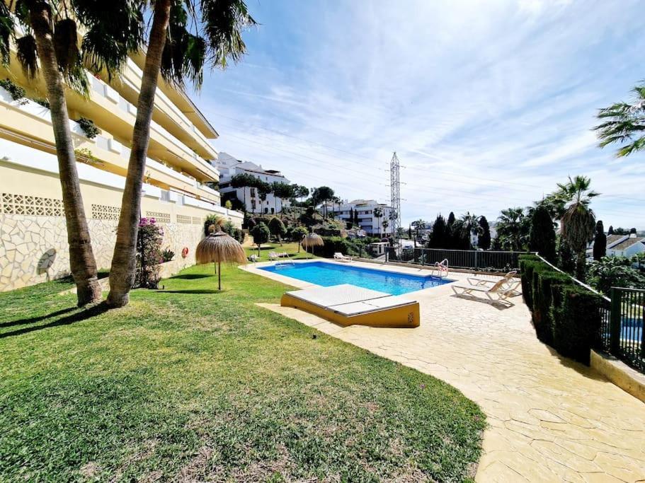 Royal Golf View: 2Br, Pools & Ac Apartment Sitio de Calahonda Bagian luar foto