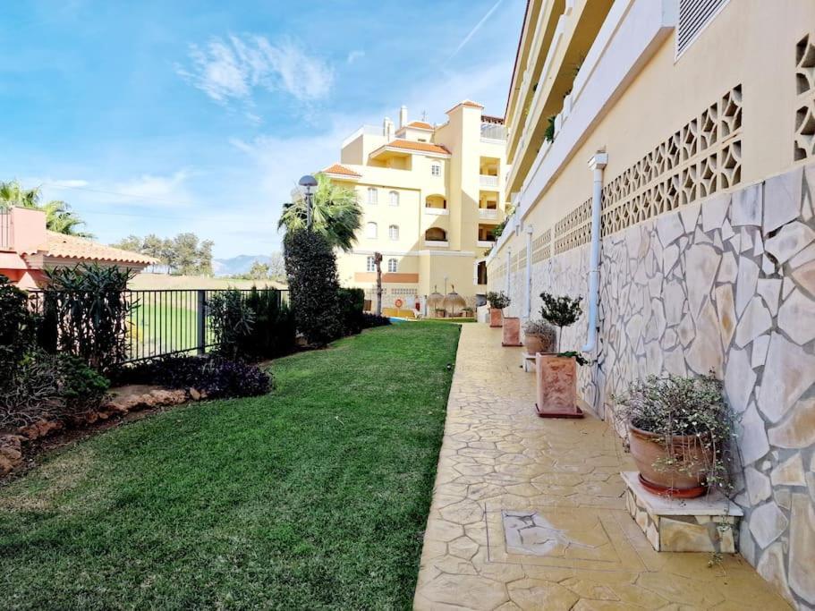 Royal Golf View: 2Br, Pools & Ac Apartment Sitio de Calahonda Bagian luar foto
